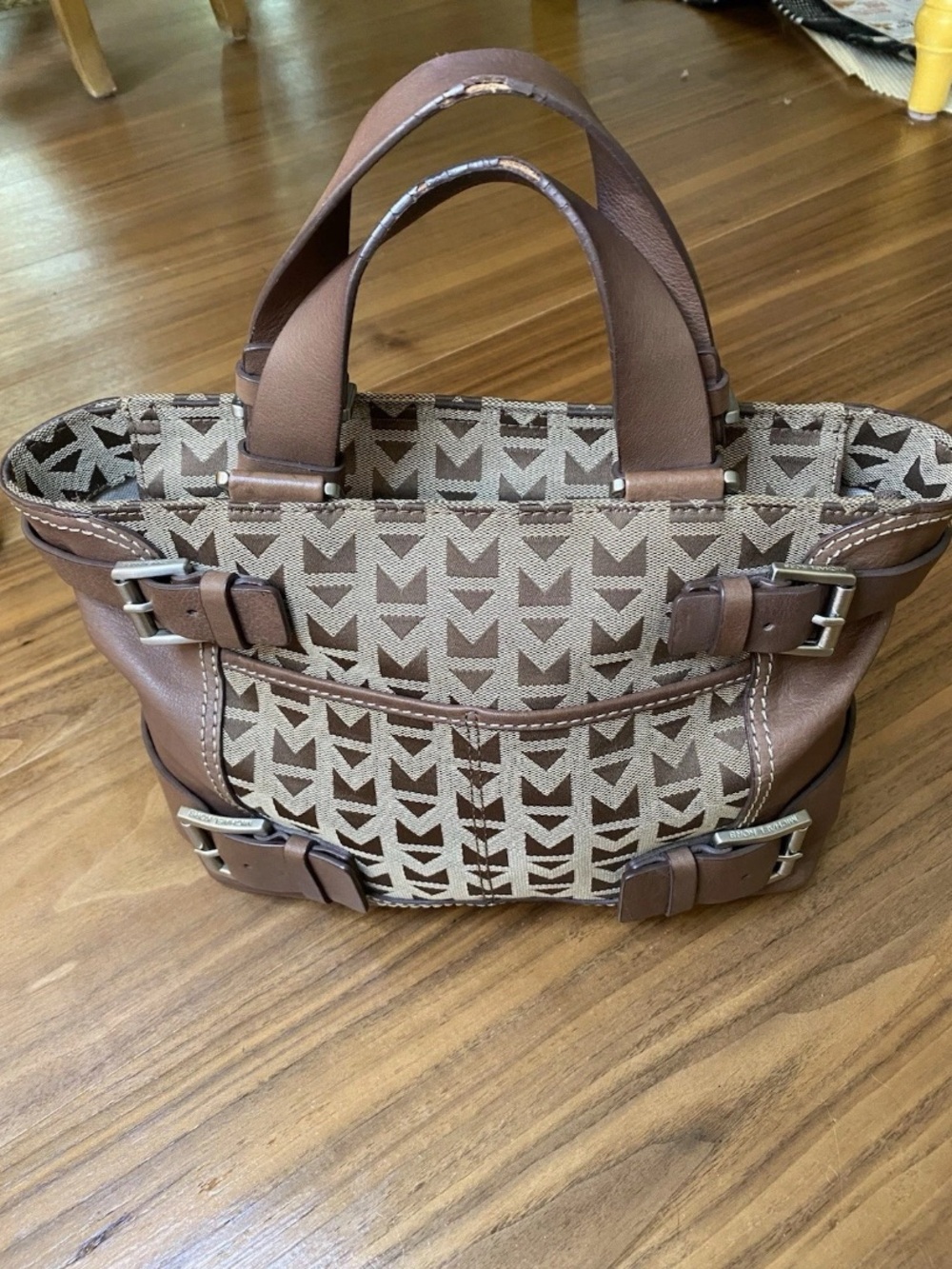 Michael Kors MK Monogram Satchel Bag Brown Tan Y2K Logo Canvas Leather Tote - Picture 2 of 10